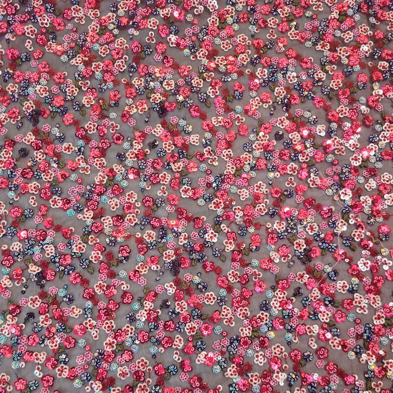 Tela de Tul con Lentejuelas en forma de Flores Rosas y Azules (ancho 1,25M) - Imagen 3