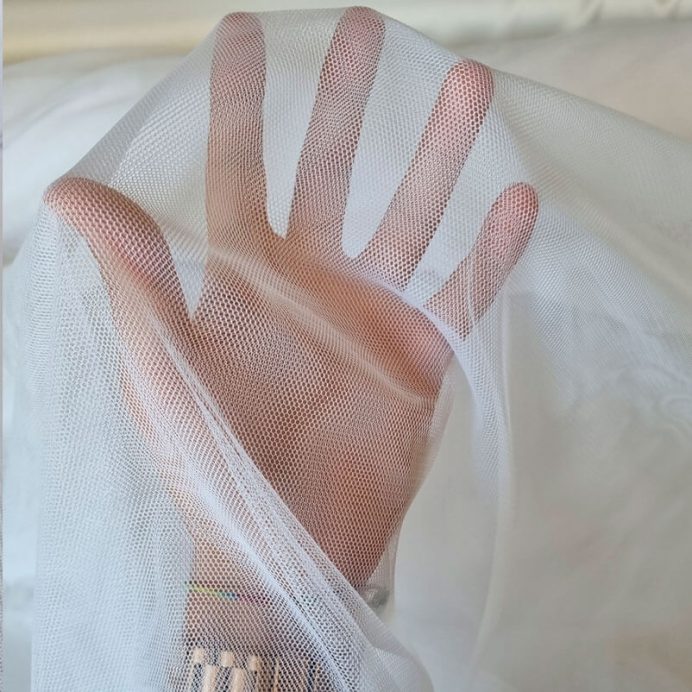 Tela de Tul para Velo de Novia Blanco Óptico (Ancho 3M) - Imagen 2