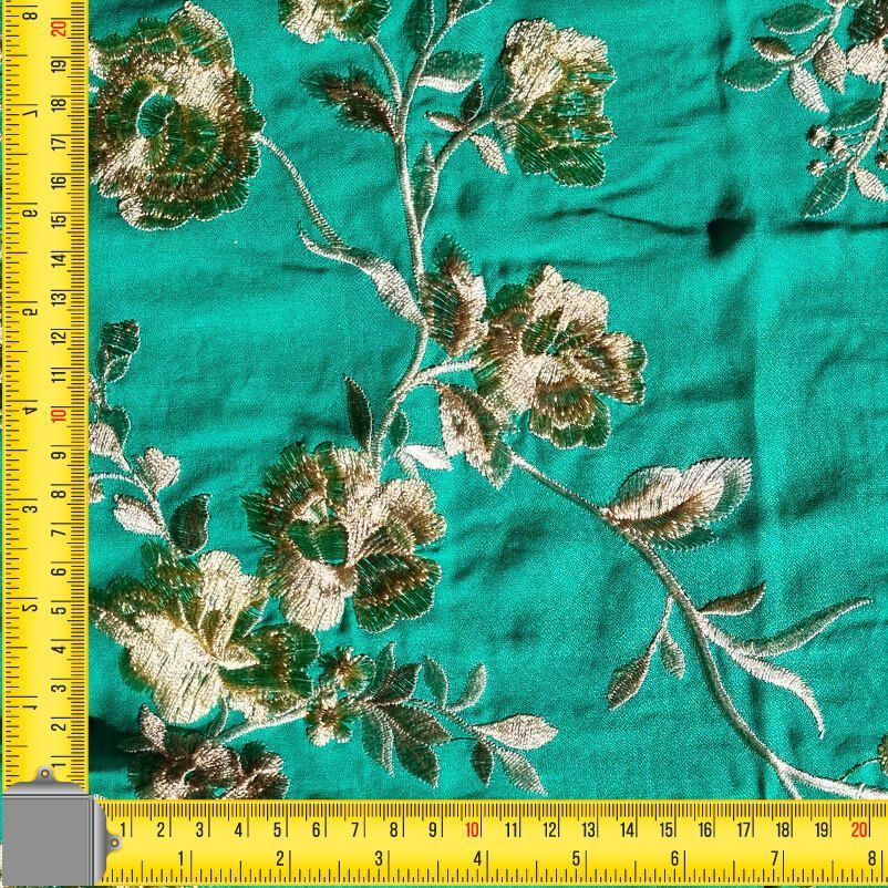 Tela de Viscosa Mantón de Manila Verde Agua Bordado Flores Beige (ancho 1,45M) - Imagen 3