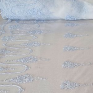 Tela de Tul Cruda Bordado Terminación Blondas Efecto Espejo (ancho 1,50M)