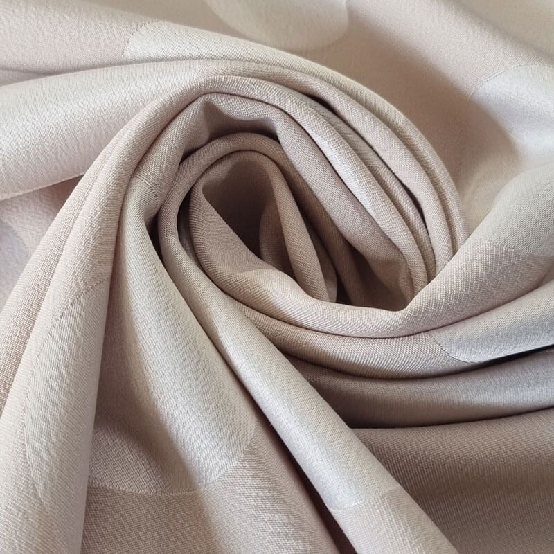 Tela de Satén Jacquard Beige Lunares 6cm Reversible (ancho 1,45M) - Imagen 2