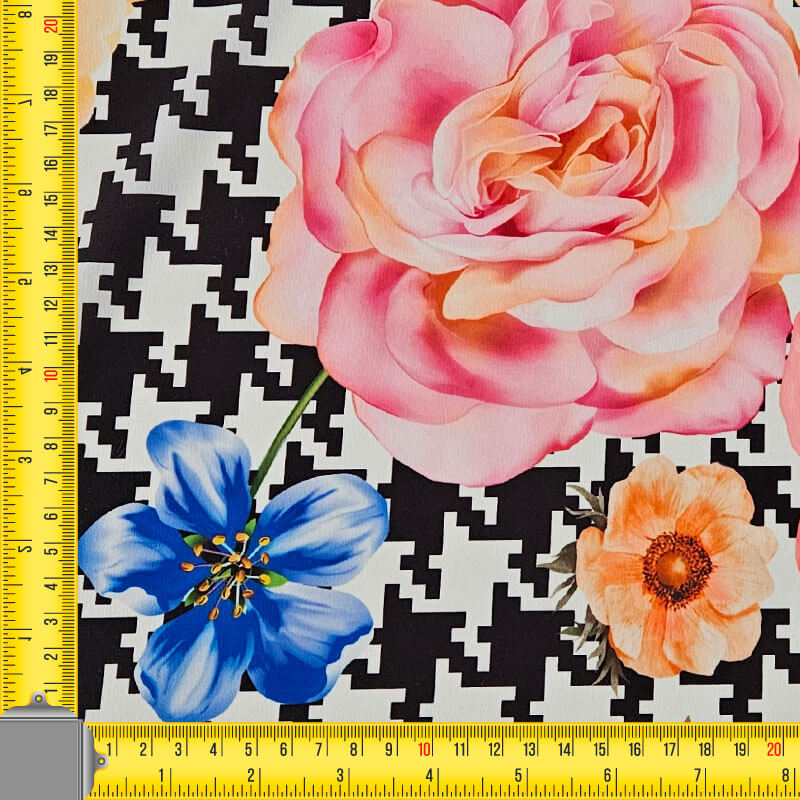 Tela de Crep Koshibo Blanca Pata de Gallo y Rosas (ancho 1,48M) - Imagen 5