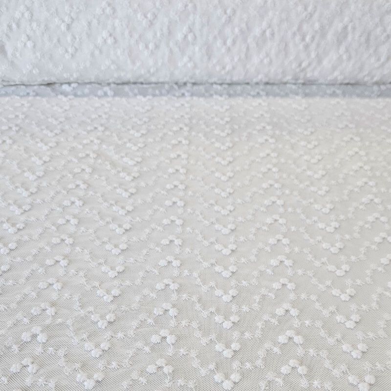 Tela de Tull Blanco Óptico Flores Bordadas (ancho 1,40M)