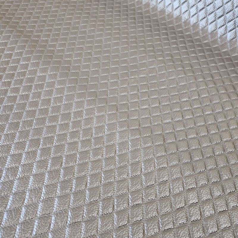 Tela de Polipiel con Relieve de Rombos Plata (ancho 1,40M) - Imagen 2