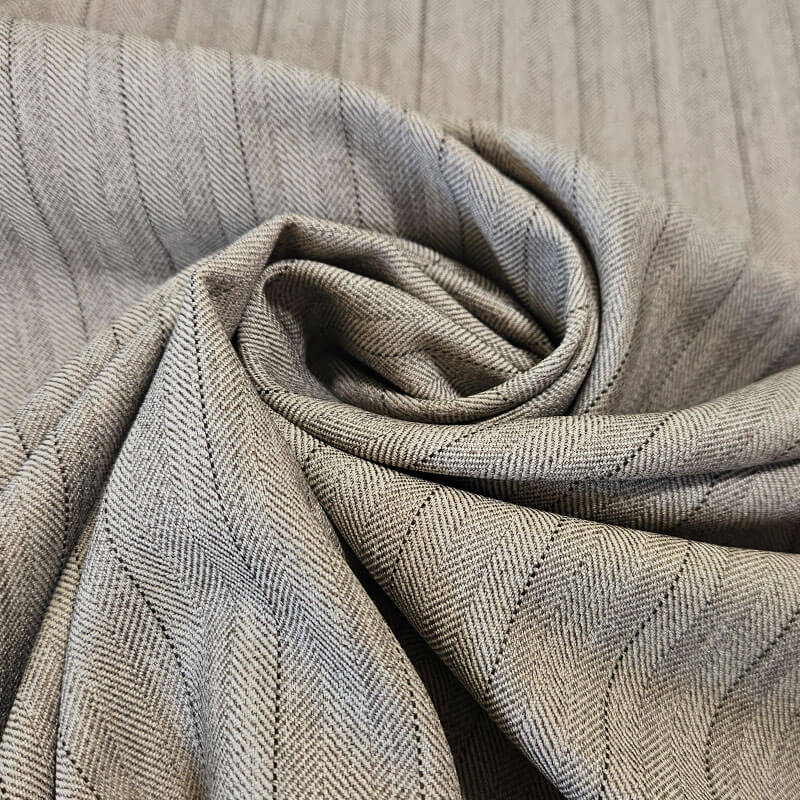 Tela Plana Beige con Diseño de Espiga y Raya Diplomática Negra (ancho 1,44M) - Imagen 2