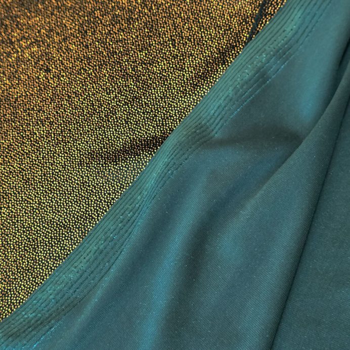 Tela de Terciopelo Verde Botella con Foil Dorado (ancho 1,60M) - Imagen 3