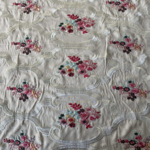 Tela de Viscosa Mantón de Manila Blanco con Bordado de Flores (ancho 1.40M)