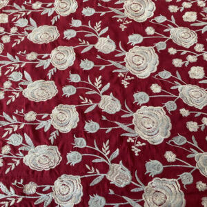 Tela de Mantón de Manila Corinto con Bordado Beige (ancho 1.40M)