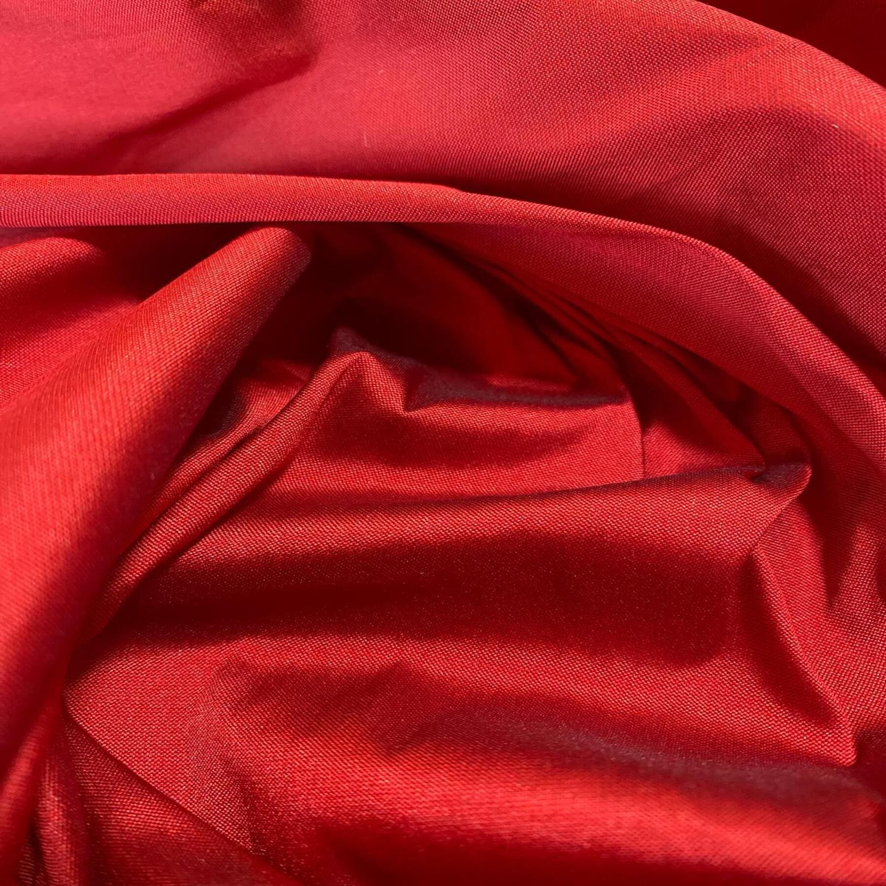 Tafetán Rojo con Trama Negra (Ancho 1,45M) - Imagen 3