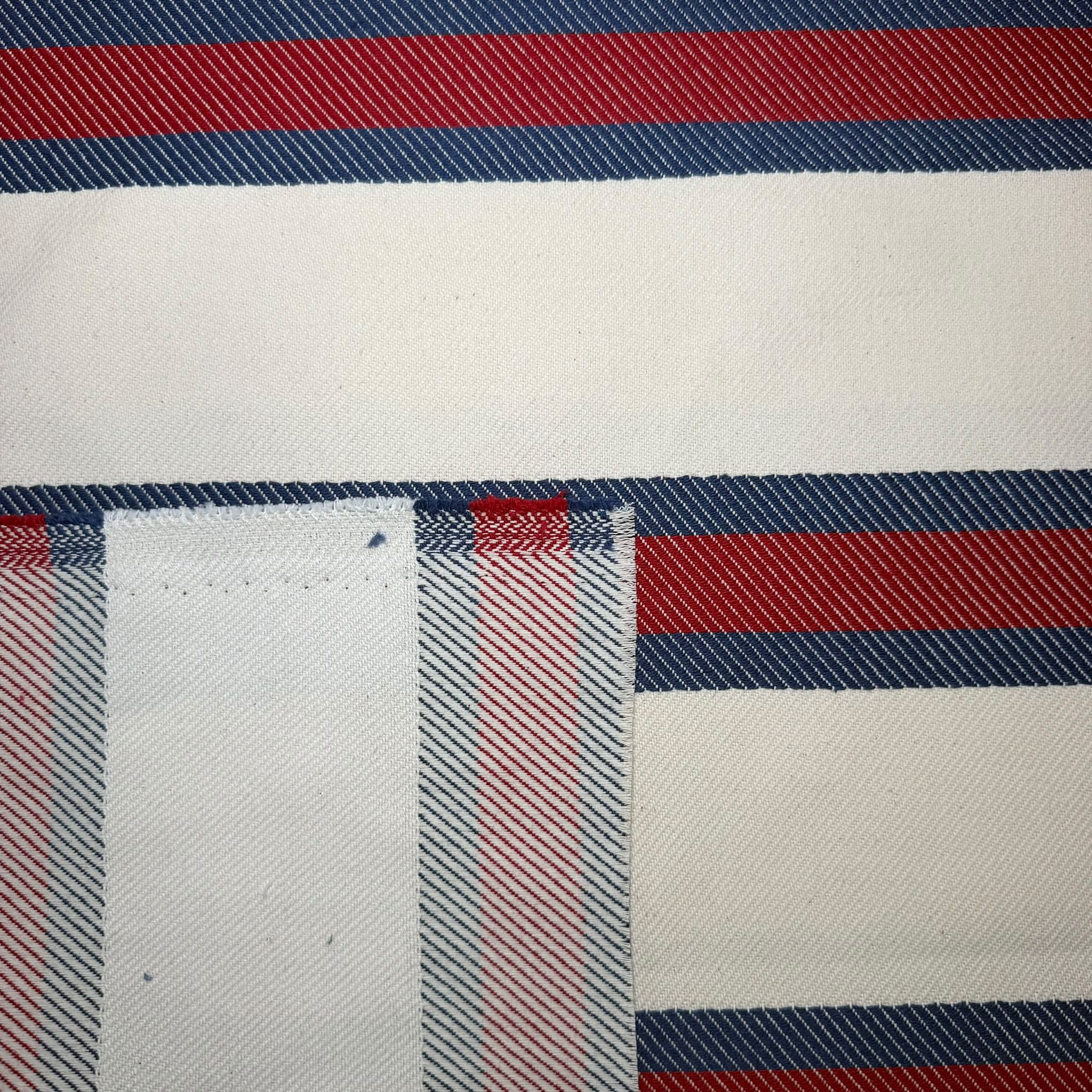 Lona Sarga Rayas Rojas y Azules Estilo Marinero (Ancho 2,80M) - Imagen 2
