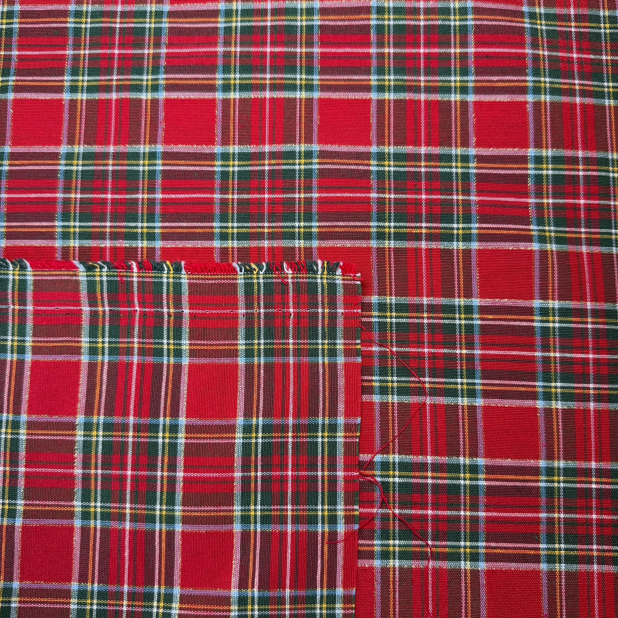 Cuadros Escoceses Pequeños Rojos con Lurex (Ancho 3,20M) - Imagen 2