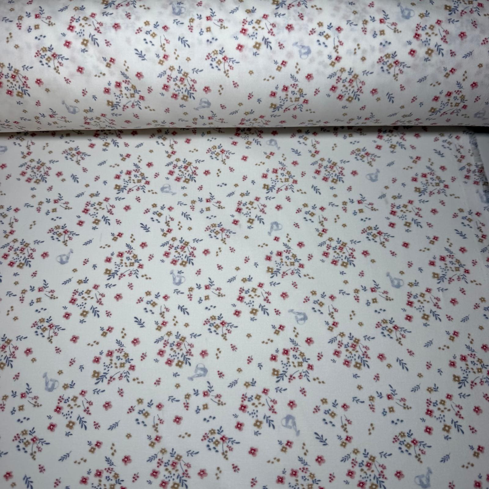 Tela de Batista Floral Mostaza, Azul y Rosa (Ancho 1,50M)