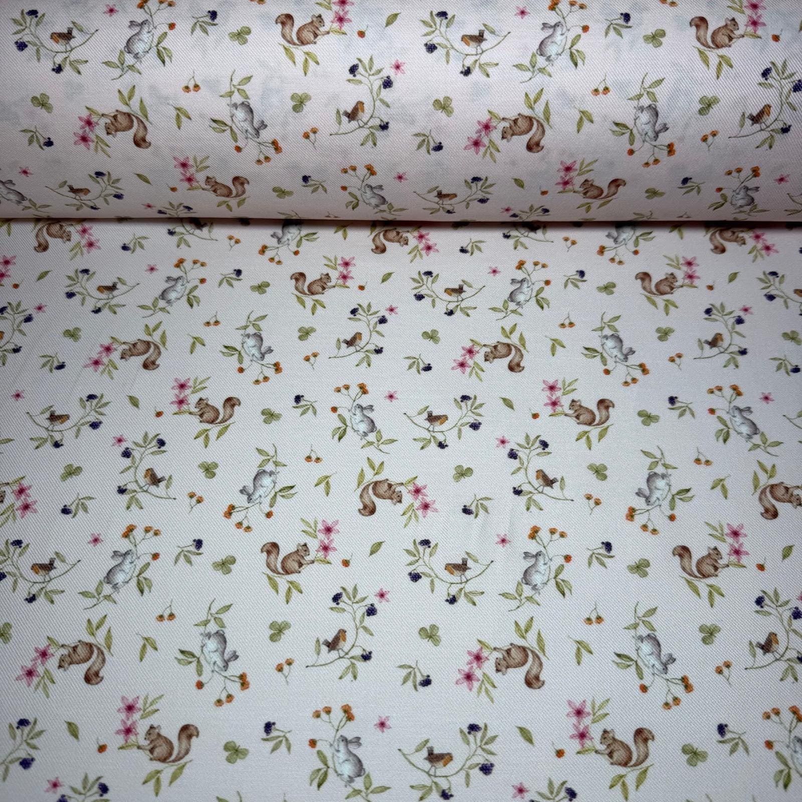 Tela de Villela Motivos Ardillas Rosa Claro (Ancho 1,50M)