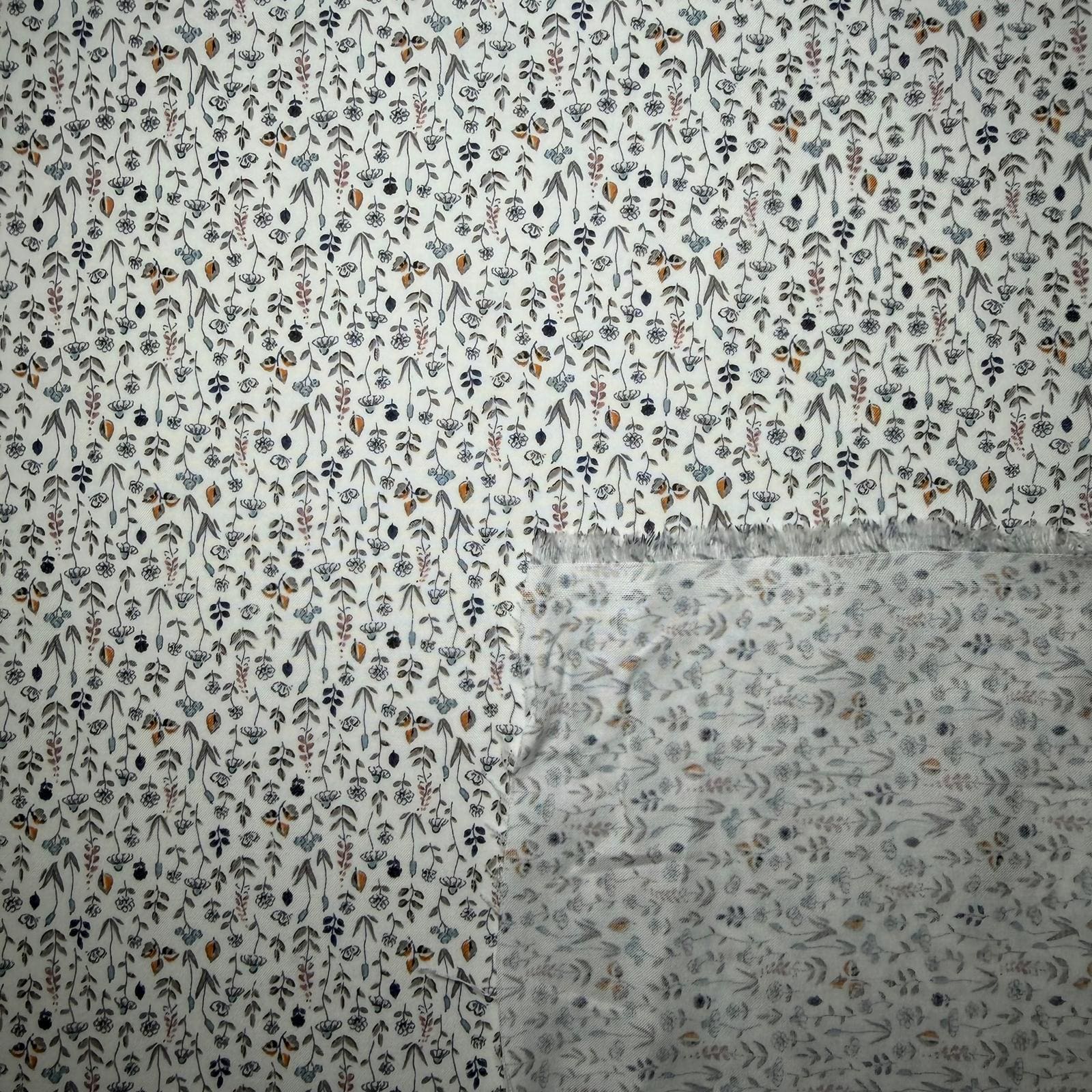 Tela de Villela Mini Flores Azulinas (Ancho 1,50M) - Imagen 2